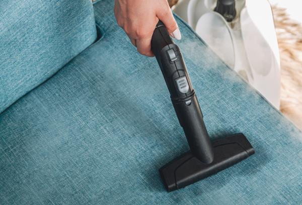 Consigli per la Manutenzione del Divano