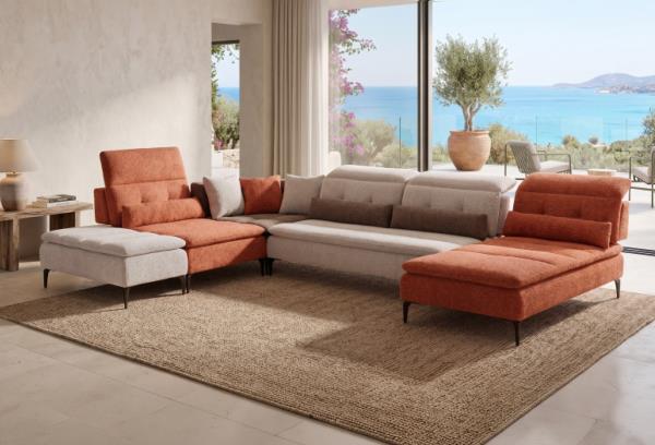 Il living in estate: luce, natura e comfort 