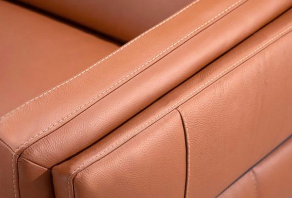 Come scegliere il rivestimento del divano?