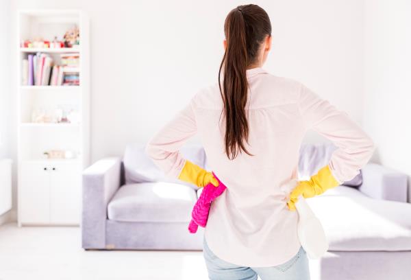 Come mantenere il tuo divano come nuovo